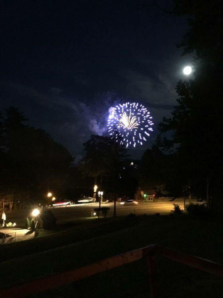 Rock Castle Resort Lake George Eksteriør billede
